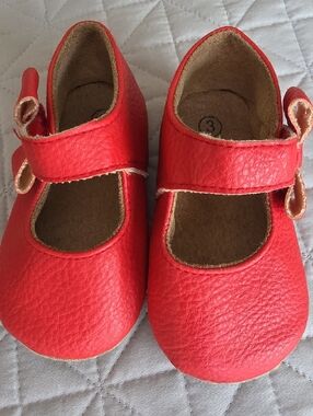 Red Mary Jane Baby Shoes with Decorative Bow